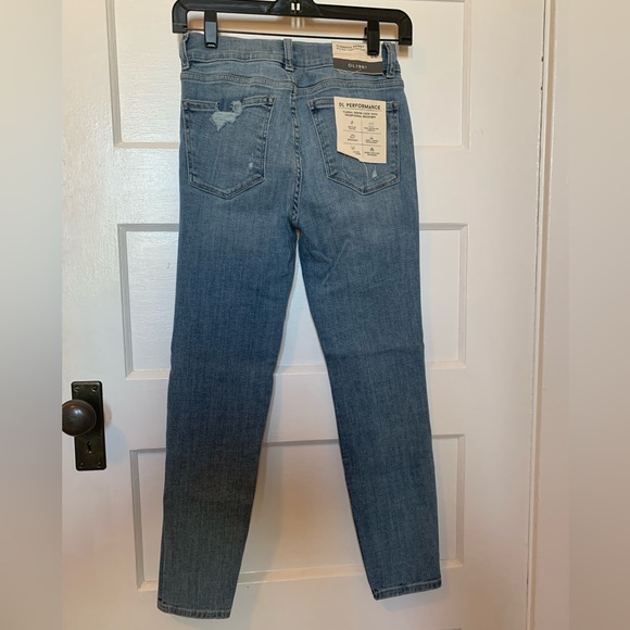 DL1961 Skinny Jeans - Picture 7 of 7